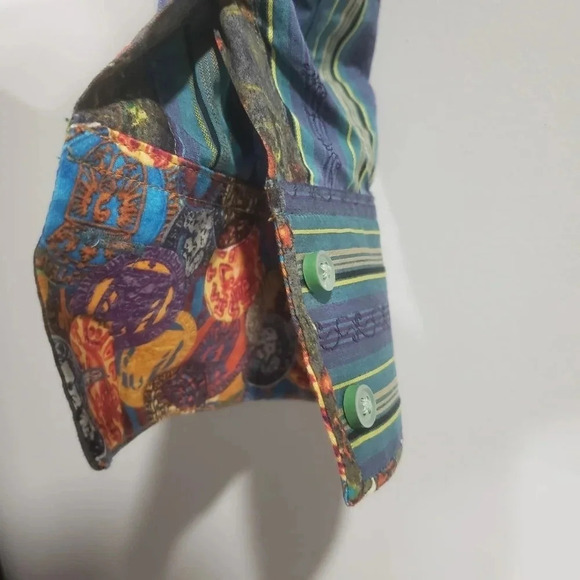Robert Graham Mens Long Sleeve Button Down Multi-colored Striped Shirt, Size MM. - Picture 6 of 10